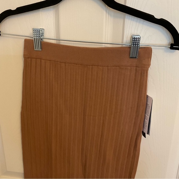 GUESS Women's Agnes Sweater Skirt small NWT - Picture 9 of 13